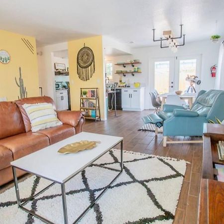 Villa New! Jt Sunshine House Cozy, Artsy & Comfy, Dog Friendly, 3Bd à Joshua Tree Extérieur photo