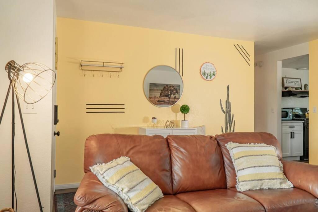 Villa New! Jt Sunshine House Cozy, Artsy & Comfy, Dog Friendly, 3Bd à Joshua Tree Extérieur photo